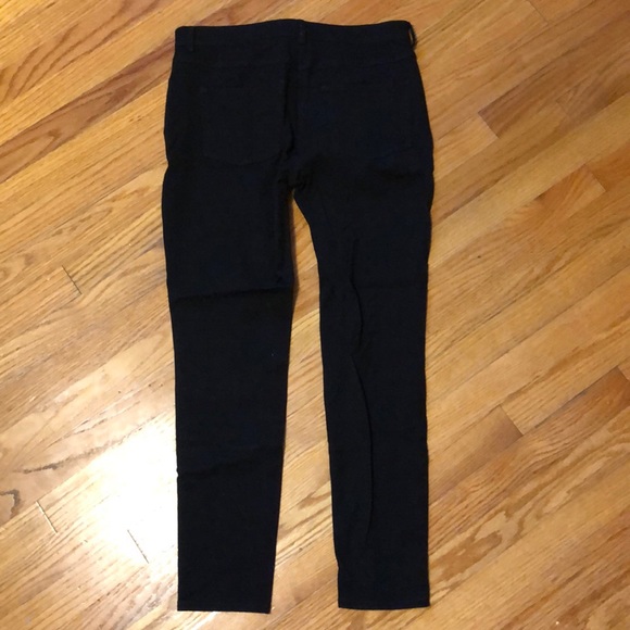 H&M Stretchy Jeans - Picture 4 of 5